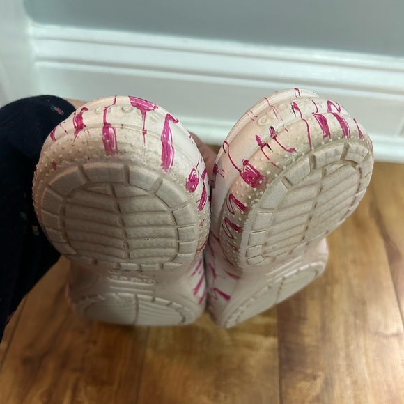 Crocs Freesail Pink Flamingo Clog Crocs - Picture 8 of 9